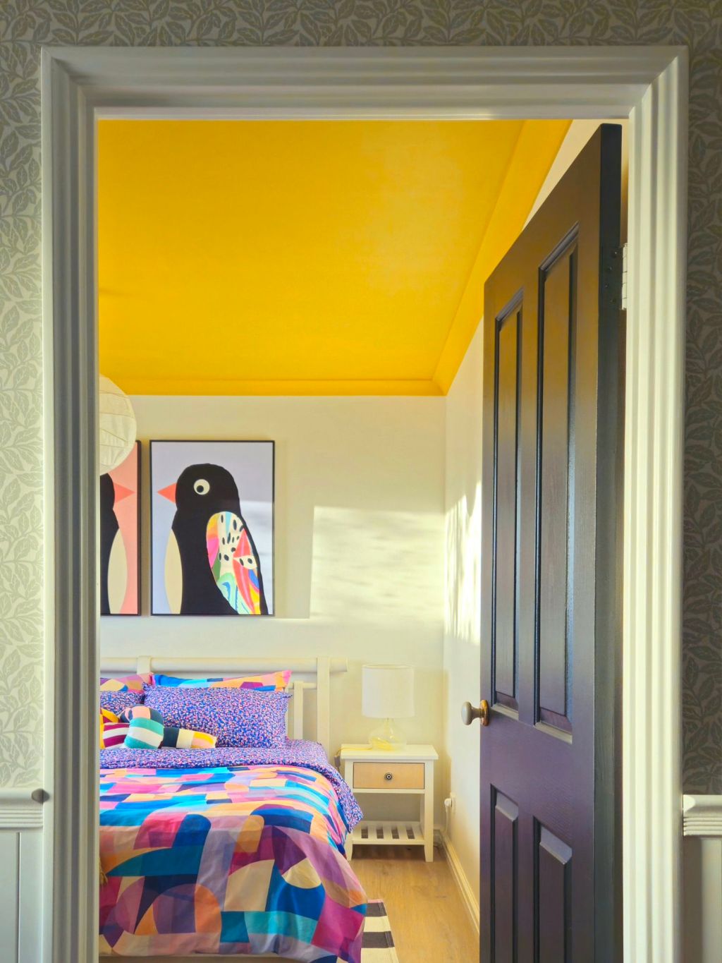 Why you should totally paint your ceiling a bold&nbsp;colour